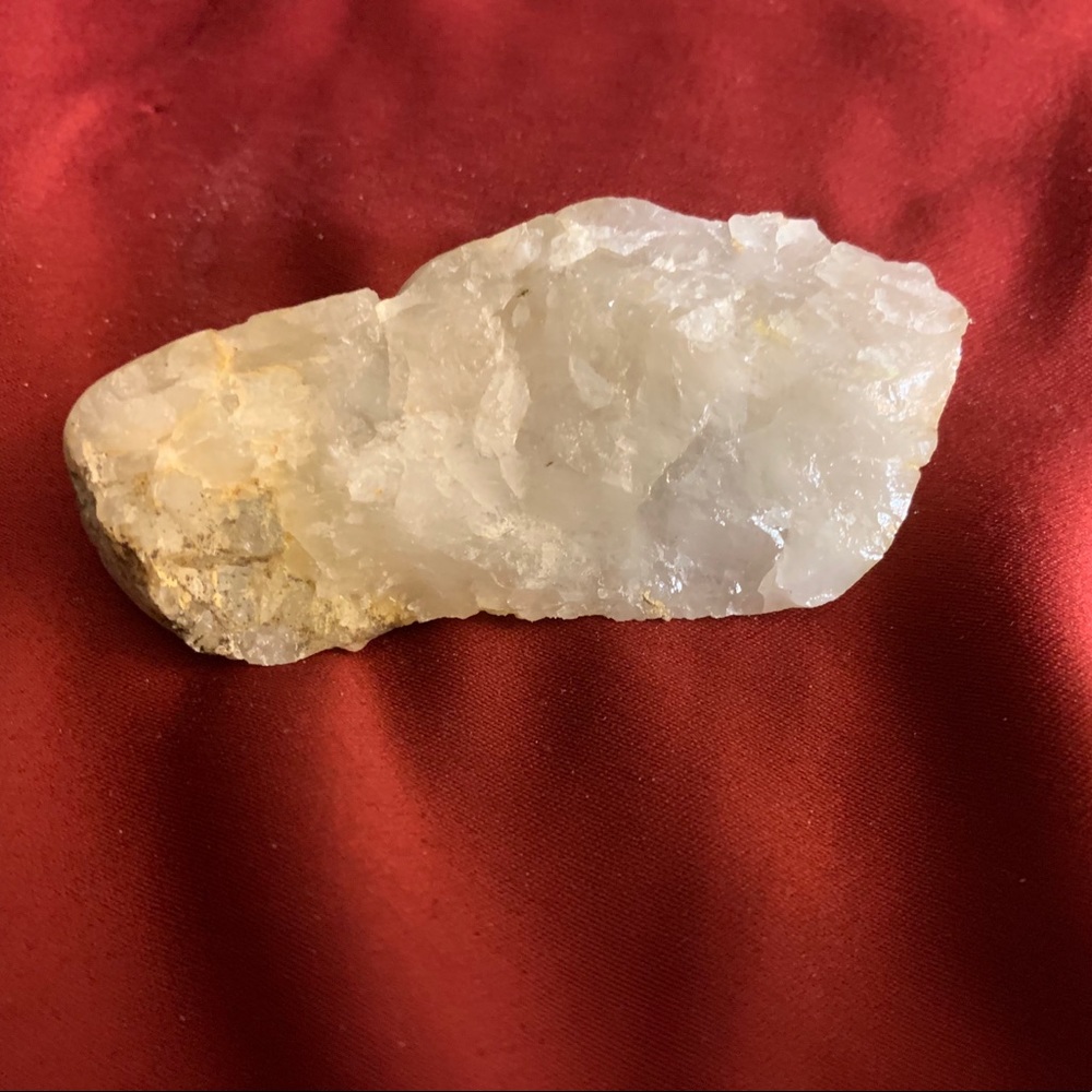 Natural Quartz charging Crystal Stone